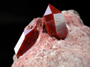 Red quartz var. Jacinto de Compostela